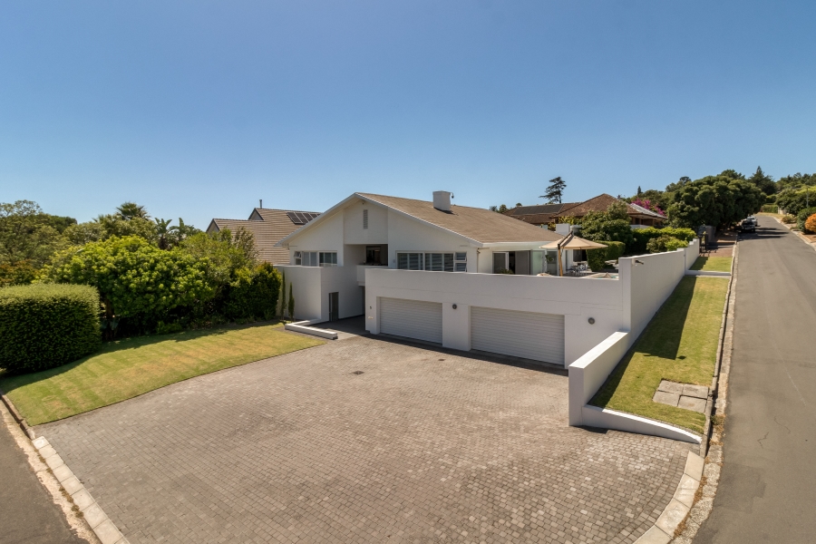 4 Bedroom Property for Sale in Briza Western Cape